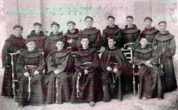 Al rescate de los poemas franciscanos de Luis Valle Goicochea / Nivardo Córdova